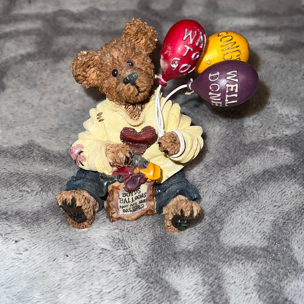 Boyd’s Bears The Bearstone Collection Balloon Bear!